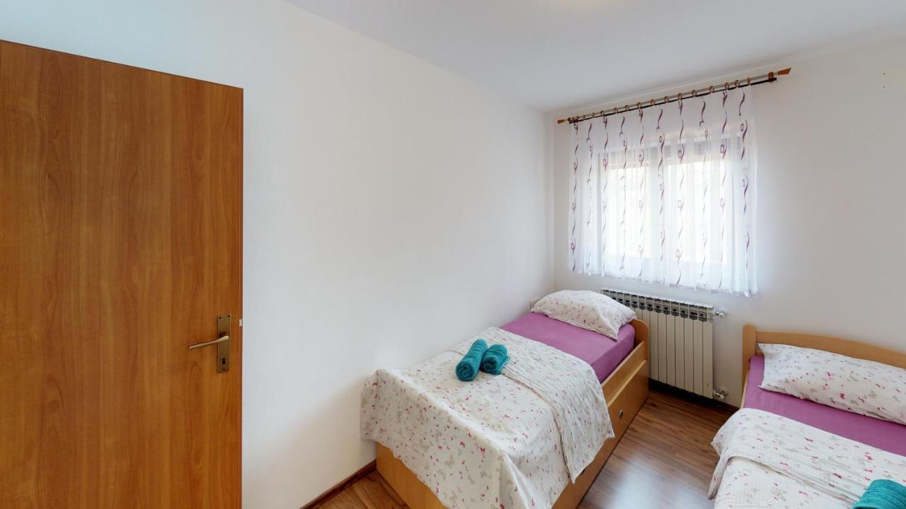 Apartments Goga Umag Exterior photo